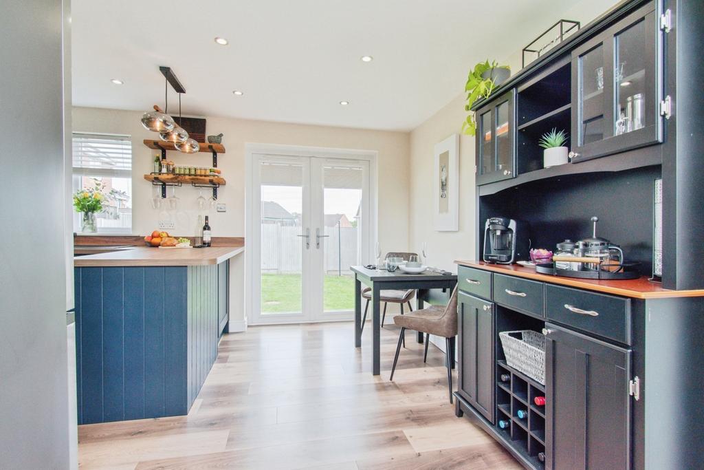 Dining Kitchen