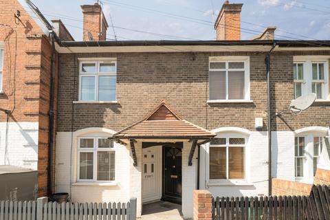 208 Derinton Road, London, SW17 8HX