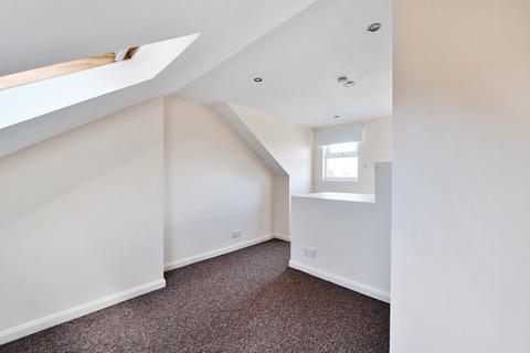208 Derinton Road, London, SW17 8HX