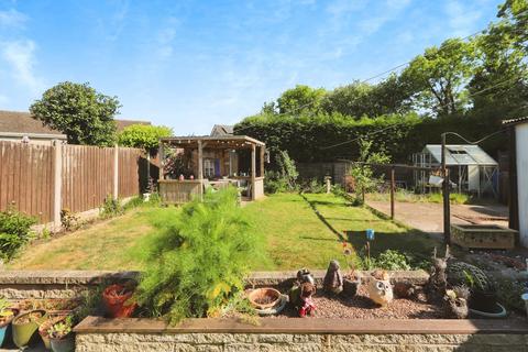 91 Edinburgh Drive, North Anston, Sheffield, S25 4HB