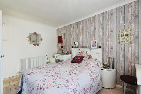 91 Edinburgh Drive, North Anston, Sheffield, S25 4HB