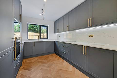 3 bedroom detached house for sale, Grand Drive, Raynes Park SW20