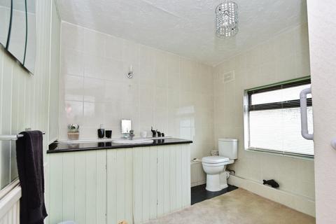 15 Fairbarn Road, Sheffield, S6 5PP