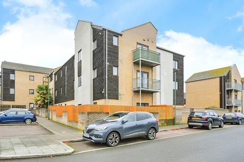 38 Davis Way, Sidcup, DA14 5JR
