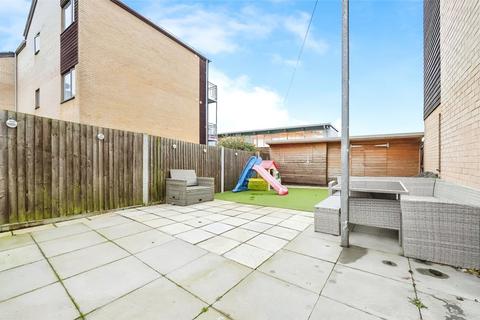 38 Davis Way, Sidcup, DA14 5JR
