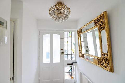 undefined, Dunspring Lane, Ilford IG5