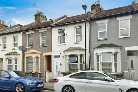 22 Holness Road, London, E15 4EN