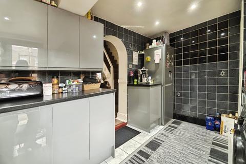 22 Holness Road, London, E15 4EN