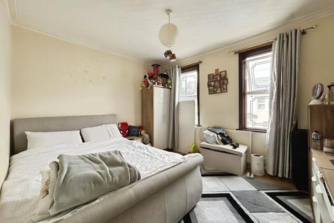 22 Holness Road, London, E15 4EN