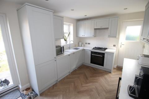 20 Castlefields, Rothwell, Leeds, LS26 0GN