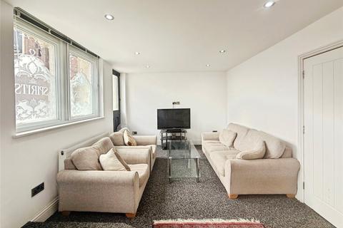4 bedroom end of terrace house for sale, West Street, Kent ME13