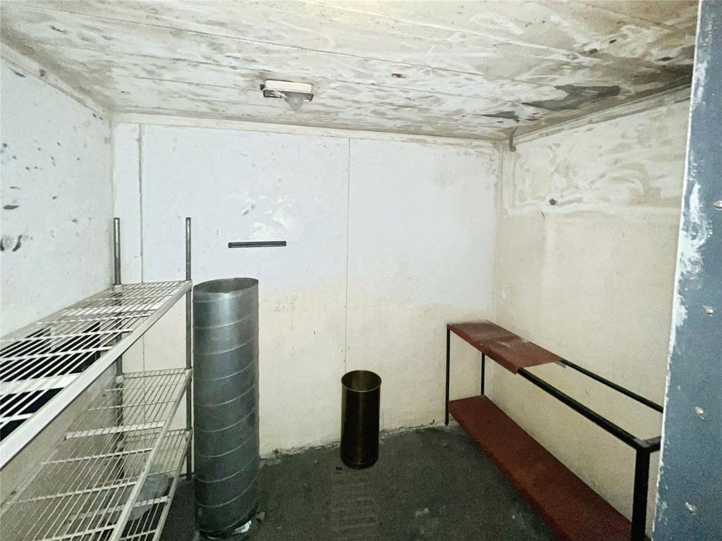 Walk-In Fridge