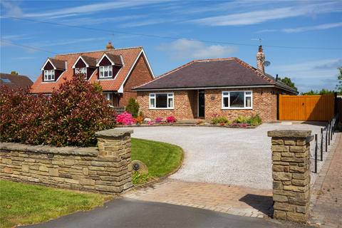 3 bedroom bungalow for sale, Mill Lane, York YO32