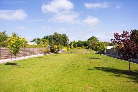 3 bedroom bungalow for sale, Mill Lane, York YO32