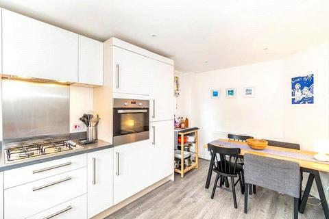 3 bedroom end of terrace house for sale, Guardians Way, Hampshire PO3