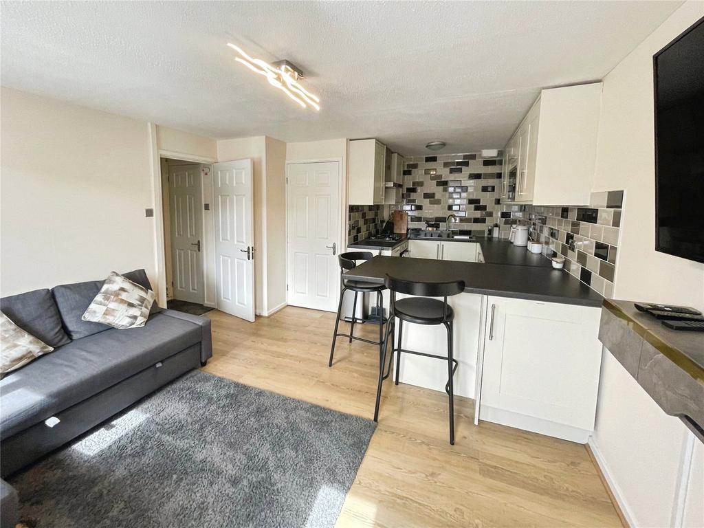 Living Room/Kitchen