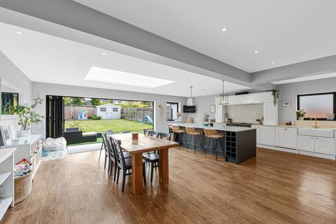 22 Sterry Drive, Epsom, KT19 0TG