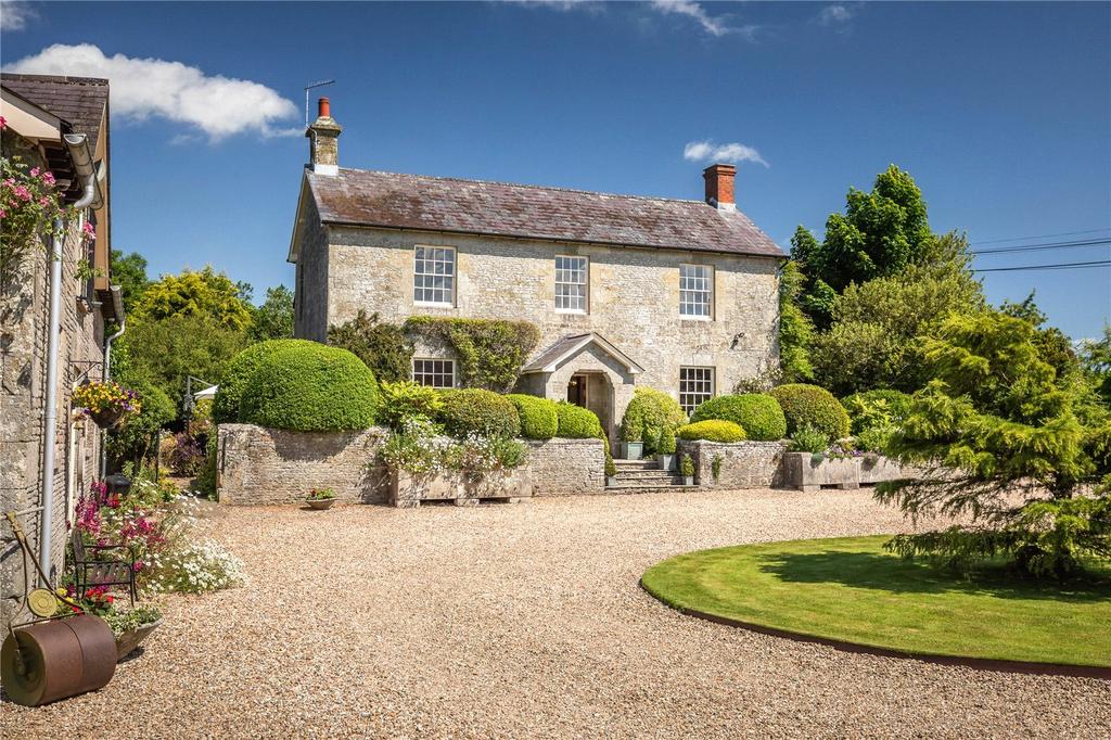 Pretty Farmhouse