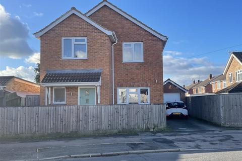 4 bedroom detached house for sale, Tysoe Hill, Glenfield, Leicester