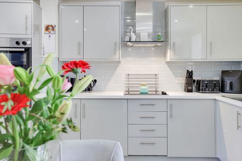 3 bedroom end of terrace house for sale, Dunoon Close, Braintree CM7