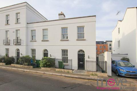25 Gloucester Place, Cheltenham, GL52 2RN