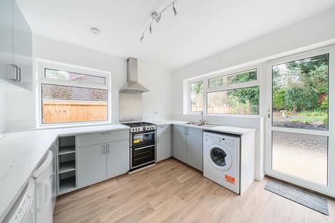 5 Highclere, Ascot, SL5 0AA