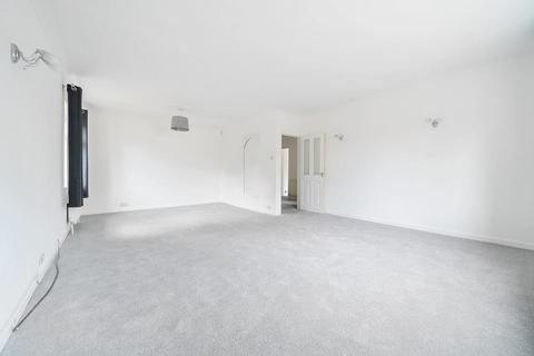 5 Highclere, Ascot, SL5 0AA