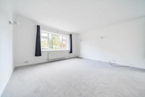 5 Highclere, Ascot, SL5 0AA