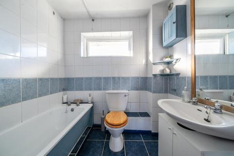 52 Cedar Drive, Ascot, SL5 0UB