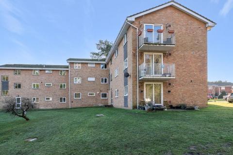 52 Cedar Drive, Ascot, SL5 0UB