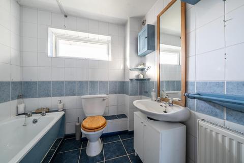52 Cedar Drive, Ascot, SL5 0UB