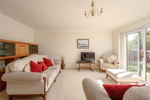 36 Connaught Place, Edinburgh, EH6 4RQ