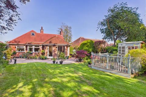 4 bedroom detached bungalow for sale, Valley Drive, Kirk Ella