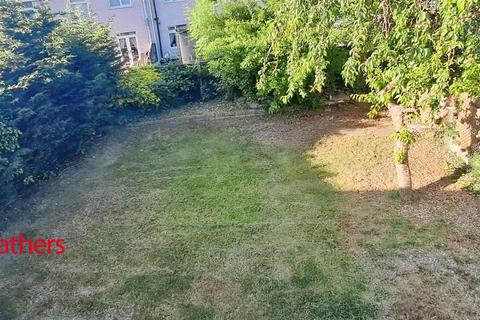 14 Alexandra Road, Bentley, Doncaster, DN5 0PB