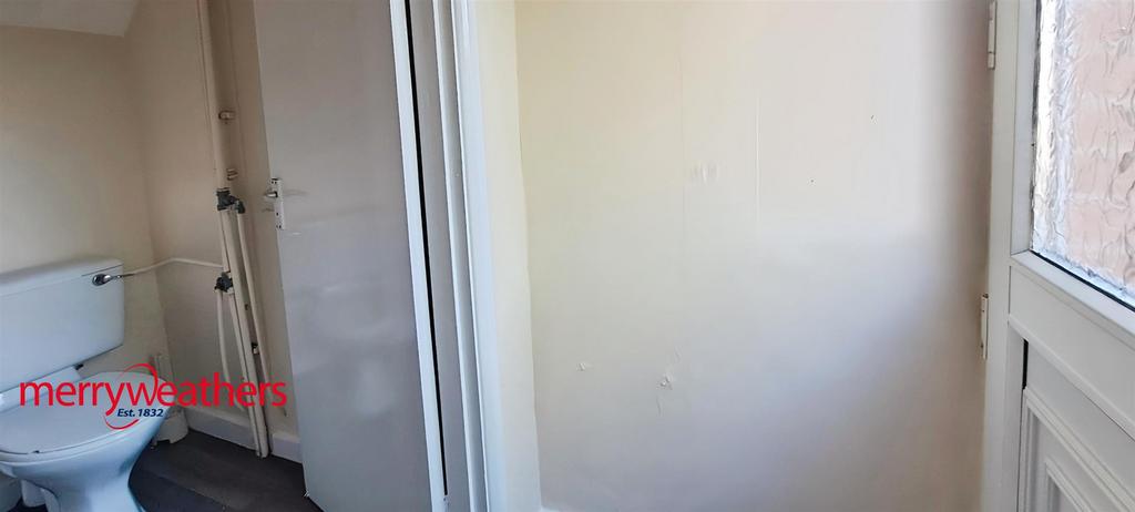 Rear Lobby / Downstairs WC