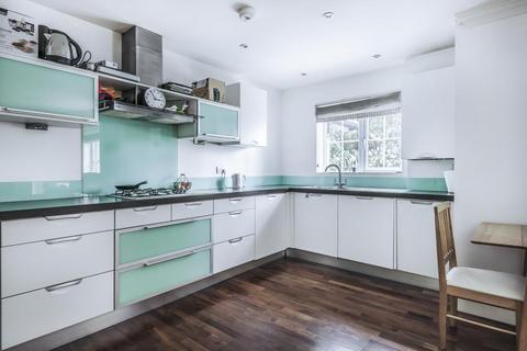 2 bedroom flat for sale, Sunningdale,  Berkshire,  SL5