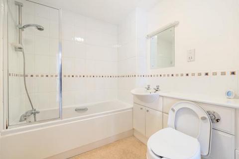 1 bedroom apartment for sale, London Road, Ascot