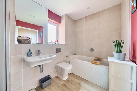 Flat 19, Chieftain House Chieftain Road, Longcross, Chertsey, KT16 0BG