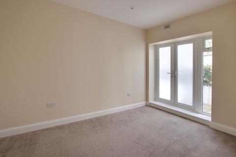 undefined, Bridle Parade, Bridle Road, Shirley