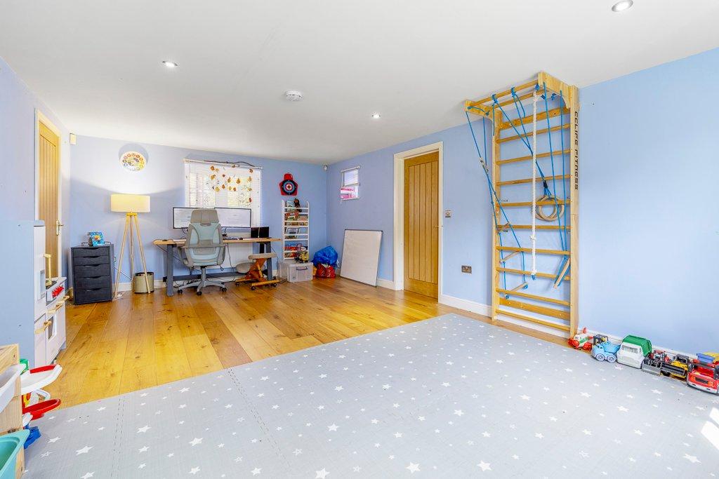 Playroom / Office