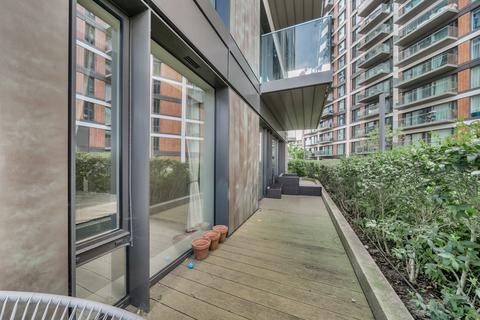 2 bedroom apartment for sale, Duke of Wellington Avenue, Royal Arsenal, Woolwich