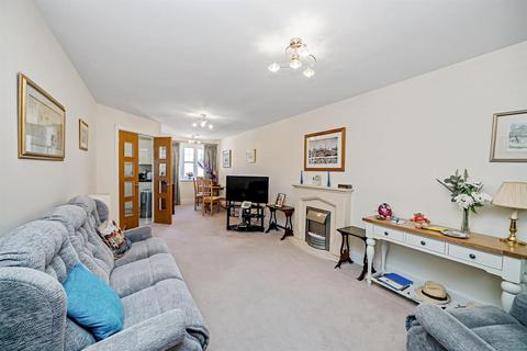 2 bedroom apartment for sale, Swift House, St. Lukes Road, Maidenhead, Berkshire