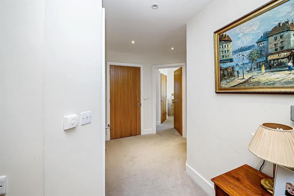 06-3610 JPH 28 Swift House Maidenhead-11 (1)-medium