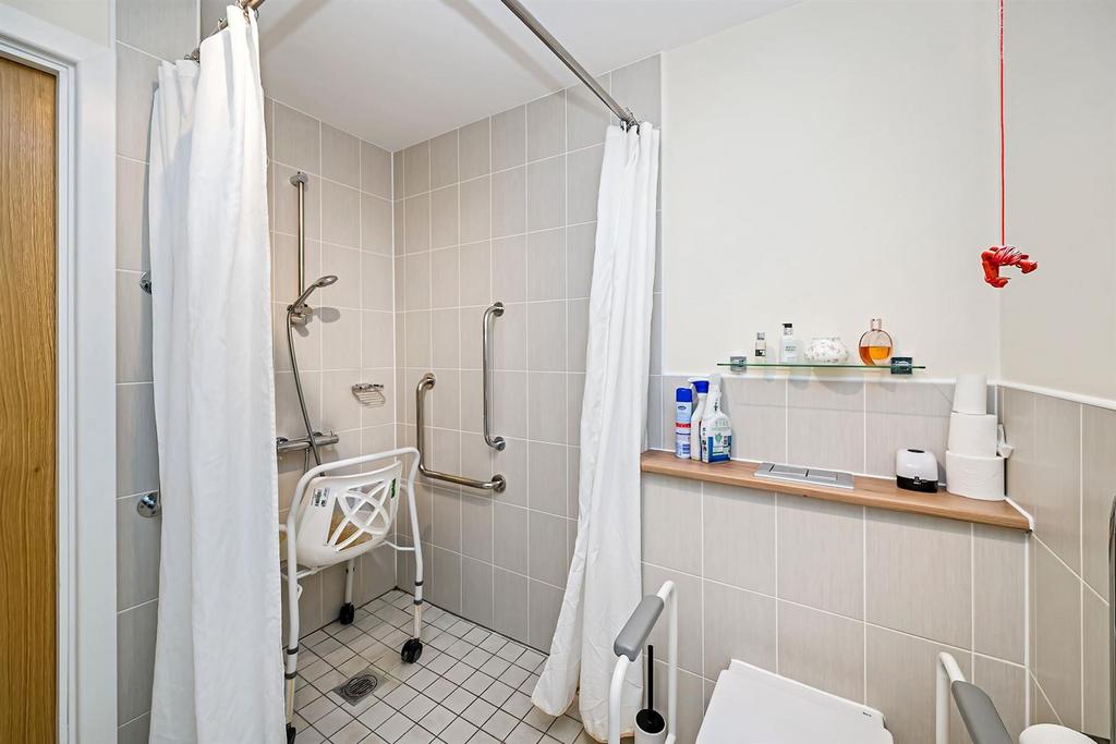 09-08da JPH 28 Swift House Maidenhead-18 (1)-medium