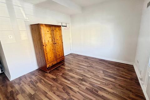 Studio for sale, Hencroft Street South, Slough, Berkshire