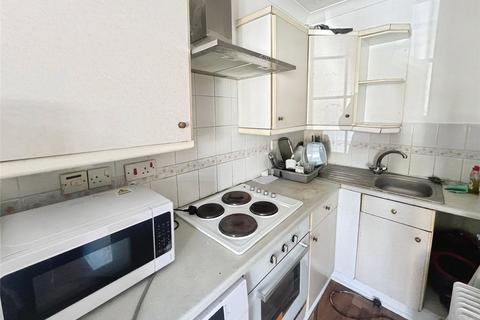 Studio for sale, Hencroft Street South, Slough, Berkshire