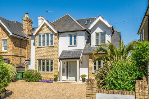 21 Vine Road, East Molesey, KT8 9LF