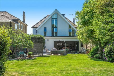 21 Vine Road, East Molesey, KT8 9LF