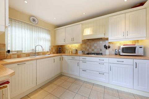 2 Malthouse Square, Beaconsfield, HP9 2LD