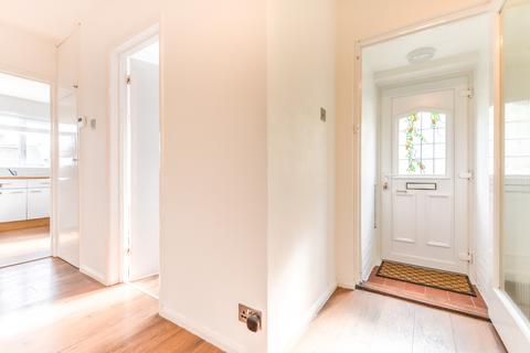 20 Malcolm Gardens, Polegate, BN26 6PN